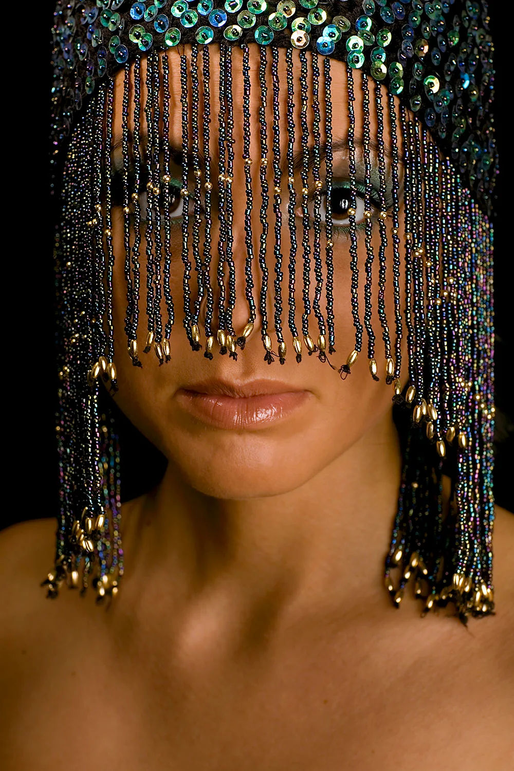 Fantasie Make-up mit Perlenschleier